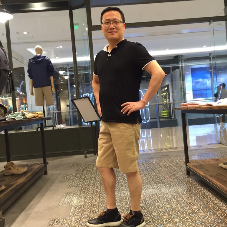 黄哥聚焦科技前沿，探索未来趋势最新动态